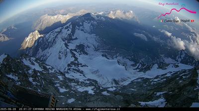 immagine della webcam nei dintorni di Plan Maison: webcam Capanna Margherita