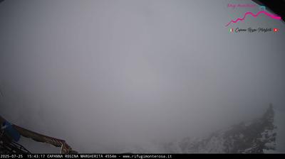 immagine della webcam nei dintorni di Colle Bettaforca: webcam Capanna Margherita