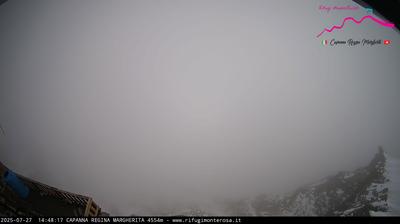 immagine della webcam nei dintorni di Colle Bettaforca: webcam Capanna Margherita