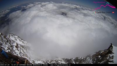 immagine della webcam nei dintorni di Ayas: webcam Capanna Margherita