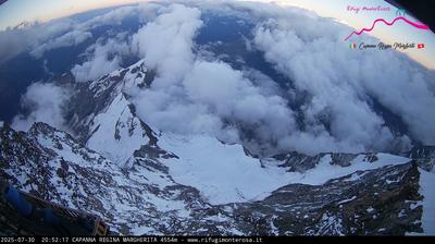 immagine della webcam nei dintorni di Alagna Valsesia: webcam Capanna Margherita