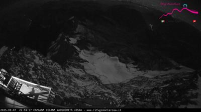 immagine della webcam nei dintorni di Carcoforo: webcam Capanna Margherita