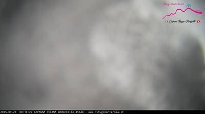 immagine della webcam nei dintorni di Valtournenche Colle Superiore: webcam Capanna Margherita
