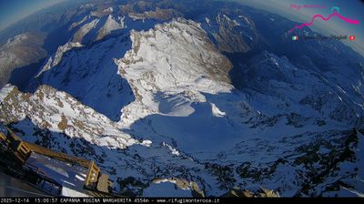 immagine della webcam nei dintorni di Alagna Valsesia: webcam Capanna Margherita