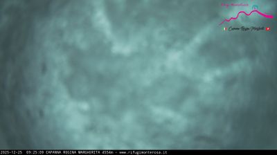 immagine della webcam nei dintorni di Alagna Valsesia: webcam Capanna Margherita