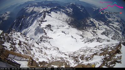 immagine della webcam nei dintorni di Passo dei Salati: webcam Capanna Margherita