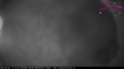 immagine della webcam nei dintorni di Gressoney-la-Trinitè: webcam Capanna Margherita