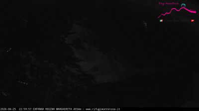 immagine della webcam nei dintorni di Gressoney-la-Trinitè: webcam Capanna Margherita