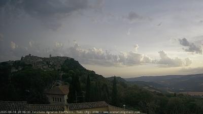 immagine della webcam nei dintorni di Lubriano: webcam Todi