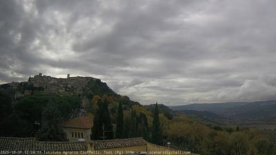 immagine della webcam nei dintorni di Deruta: webcam Todi