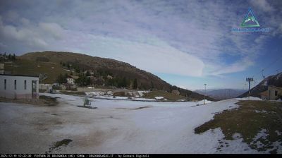 immagine della webcam nei dintorni di Sassotetto: webcam Pintura di Bolognola