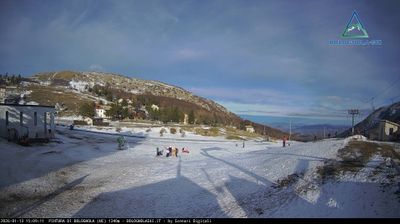 immagine della webcam nei dintorni di Castelluccio Norcia: webcam Pintura di Bolognola
