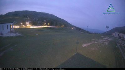 immagine della webcam nei dintorni di Monte Prata: webcam Pintura di Bolognola