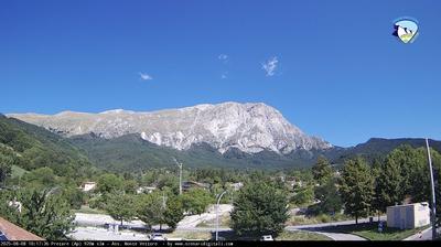 immagine della webcam nei dintorni di Castelluccio Norcia: webcam Arquata del Tronto