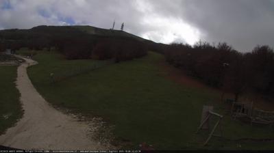 immagine della webcam nei dintorni di Gubbio: webcam Monte Nerone