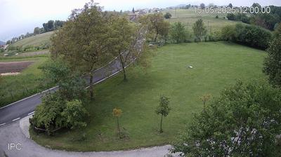 immagine della webcam nei dintorni di Tresche' Conca: webcam Velo d'Astico