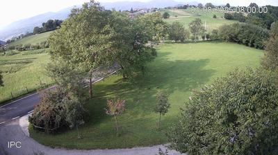 immagine della webcam nei dintorni di Tonezza del Cimone: webcam Velo d'Astico