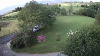 immagine della webcam nei dintorni di Altopiano di Asiago: webcam Velo d'Astico