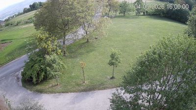 immagine della webcam nei dintorni di Valli del Pasubio: webcam Velo d'Astico