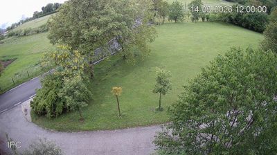 immagine della webcam nei dintorni di Rifugio Campogrosso: webcam Velo d'Astico