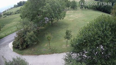 immagine della webcam nei dintorni di Rifugio Campogrosso: webcam Velo d'Astico