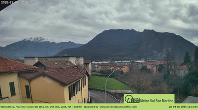 immagine della webcam nei dintorni di Piani di Artavaggio: webcam Valmadrera