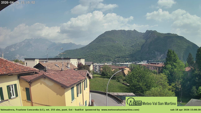 immagine della webcam nei dintorni di Piani Resinelli: webcam Valmadrera