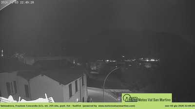 immagine della webcam nei dintorni di Piani Resinelli: webcam Valmadrera