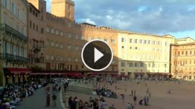 immagine della webcam nei dintorni di San Giovanni Valdarno: webcam Siena