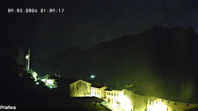 immagine della webcam nei dintorni di Laghi: webcam Arsiero