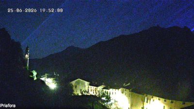 immagine della webcam nei dintorni di Lavarone: webcam Arsiero