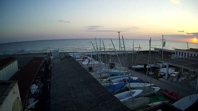 immagine della webcam nei dintorni di Ardea: webcam Roma Lido di Castel Fusano