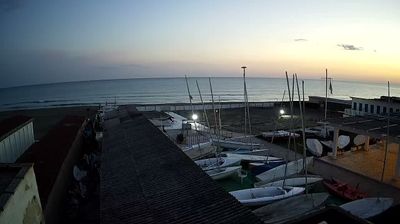 immagine della webcam nei dintorni di Roma Ardeatino: webcam Roma Lido di Castel Fusano