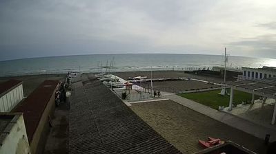 immagine della webcam nei dintorni di Ladispoli: webcam Roma Lido di Castel Fusano