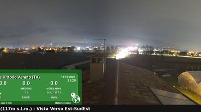 immagine della webcam nei dintorni di Pian del Cansiglio: webcam Vittorio Veneto