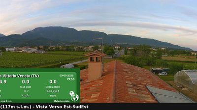 immagine della webcam nei dintorni di Pian del Cansiglio: webcam Vittorio Veneto