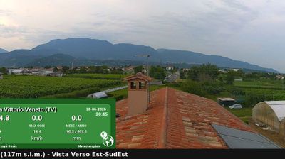 immagine della webcam nei dintorni di Pian del Cansiglio: webcam Vittorio Veneto