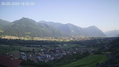 immagine della webcam nei dintorni di Darfo Boario Terme: webcam Costa Volpino