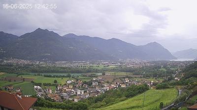 immagine della webcam nei dintorni di Clusone: webcam Costa Volpino
