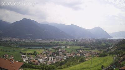 immagine della webcam nei dintorni di Castione della Presolana: webcam Costa Volpino