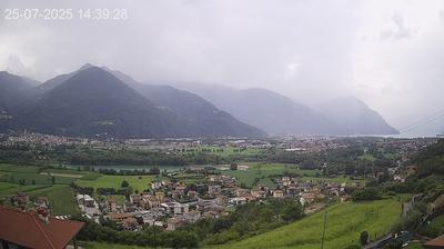 immagine della webcam nei dintorni di Sale Marasino: webcam Costa Volpino