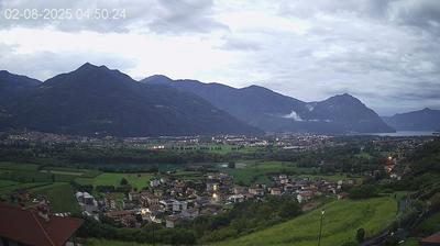 immagine della webcam nei dintorni di Cima Bianca: webcam Costa Volpino