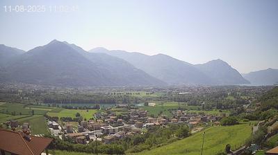 immagine della webcam nei dintorni di Darfo Boario Terme: webcam Costa Volpino
