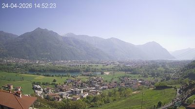 immagine della webcam nei dintorni di Castione della Presolana: webcam Costa Volpino