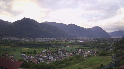 immagine della webcam nei dintorni di Polaveno: webcam Costa Volpino