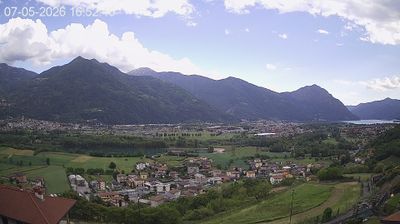 immagine della webcam nei dintorni di Colere: webcam Costa Volpino