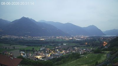 immagine della webcam nei dintorni di Solto Collina: webcam Costa Volpino