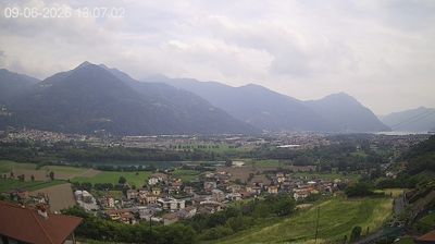 immagine della webcam nei dintorni di Clusone: webcam Costa Volpino
