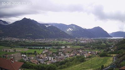immagine della webcam nei dintorni di Castione della Presolana: webcam Costa Volpino
