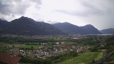 immagine della webcam nei dintorni di Darfo Boario Terme: webcam Costa Volpino